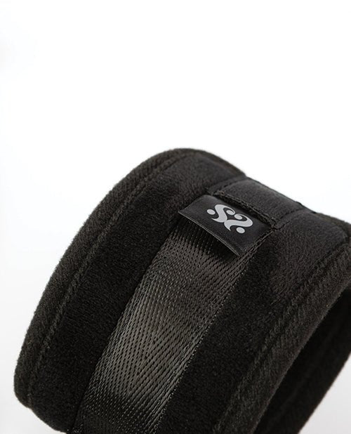 Sei Mio Neck Firmly in Check Adjustable Neck & Wrist Restraint Kit - Black | Shop Lowest Prices at Funlove.com