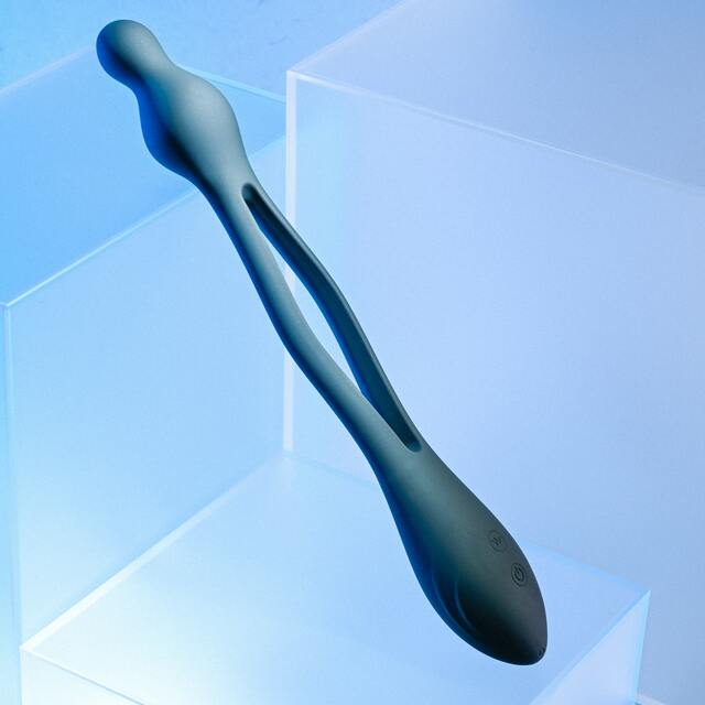 Evolved You Me Us Bendable Vibe - Black