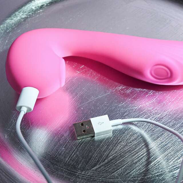 Evolved The Note Thumping Licking Vibe- Pink