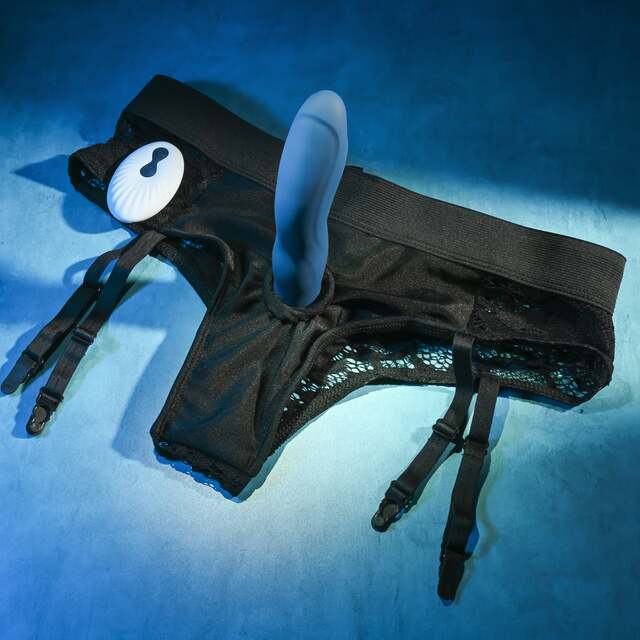 Gender X Snuggle Up Dual Motor Strap On Vibe W/harness - Blue